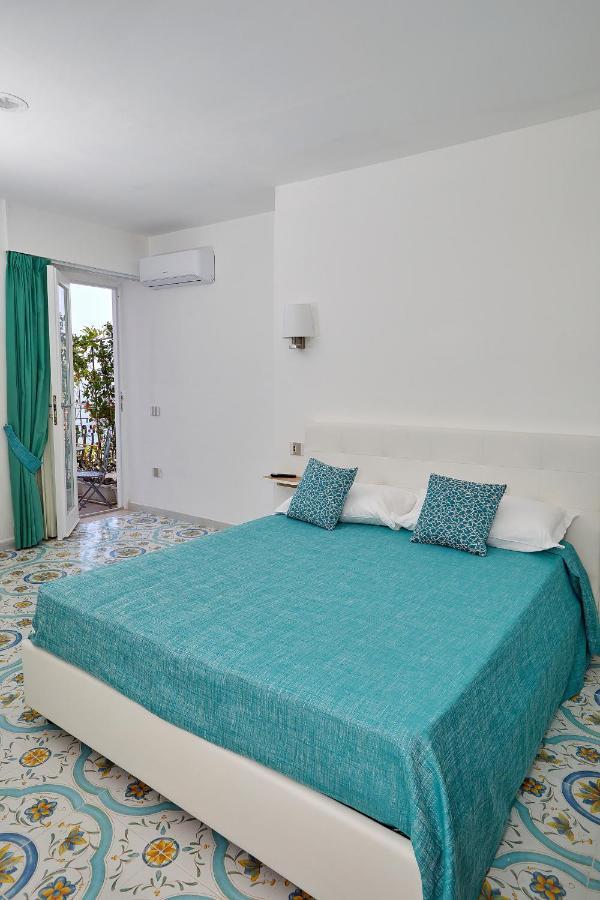 Malafemmena Guest House Capri Bagian luar foto